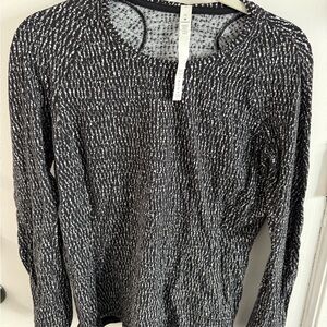 Lululemon Athletica Black and White Textured Top